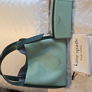 EUC Kate Spade New York Pebbled Leather Knott Colorblock Green With Wallet